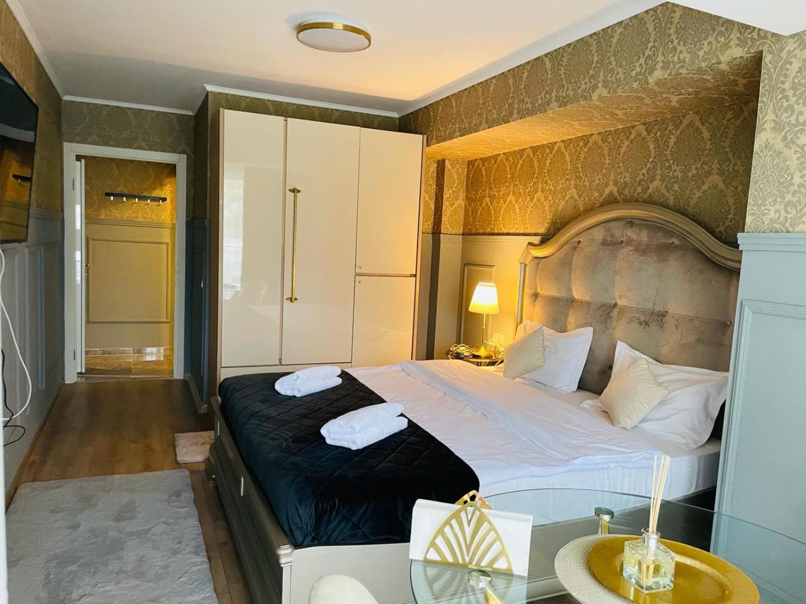 Airplane Residence 1 Отопени Екстериор снимка